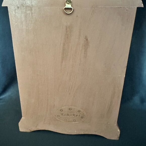 vintage miniature linen closet - Picture 5 of 7